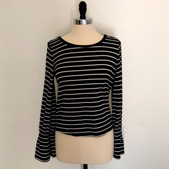Maison Jules long sleeve Top from Macy’s - Picture 4 of 7
